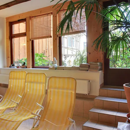 Hotel & Garkueche 3*